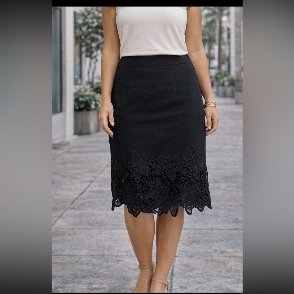 #251 BCX black skirt